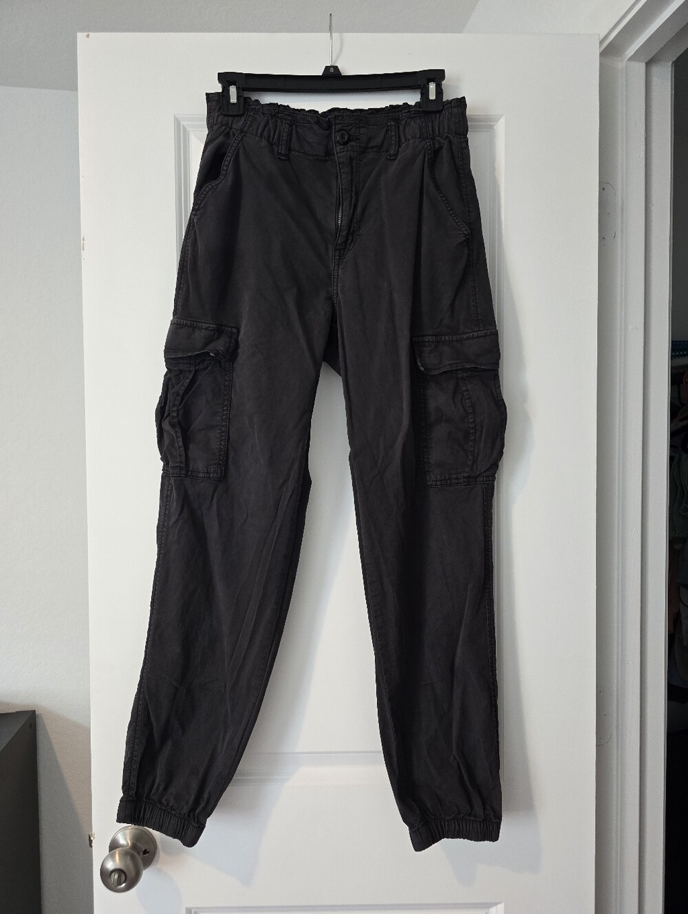 American Eagle Cargo Pants